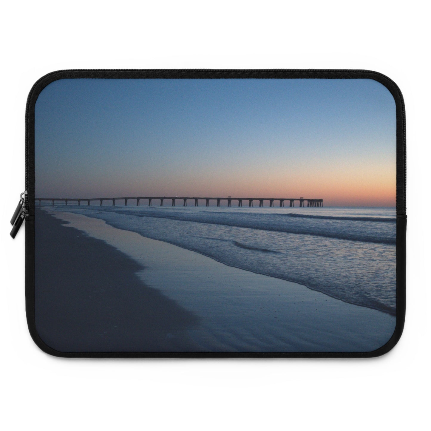 Laptop Sleeve - Blue hour at the pier