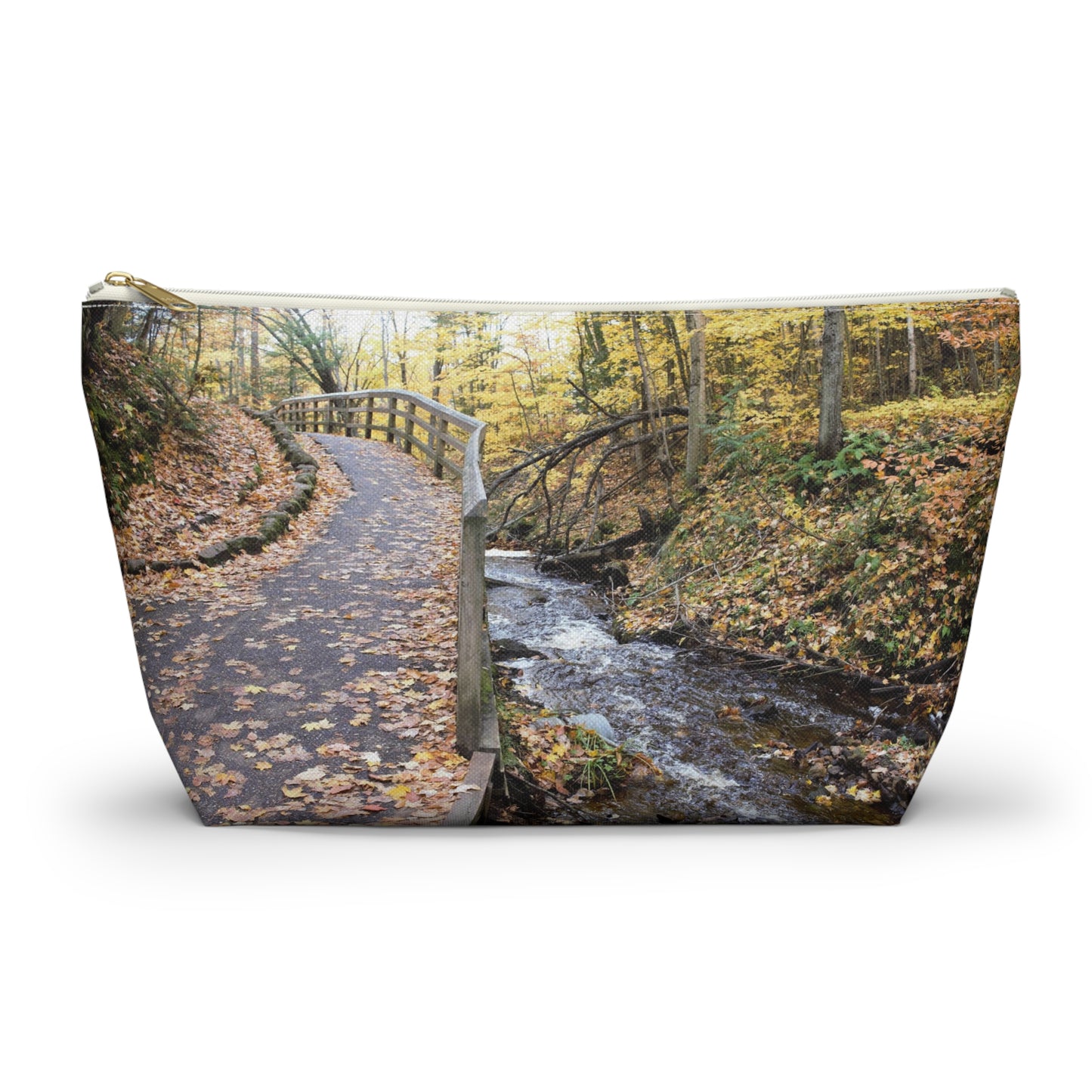 Accessory Pouch w T-bottom Walk to the fall