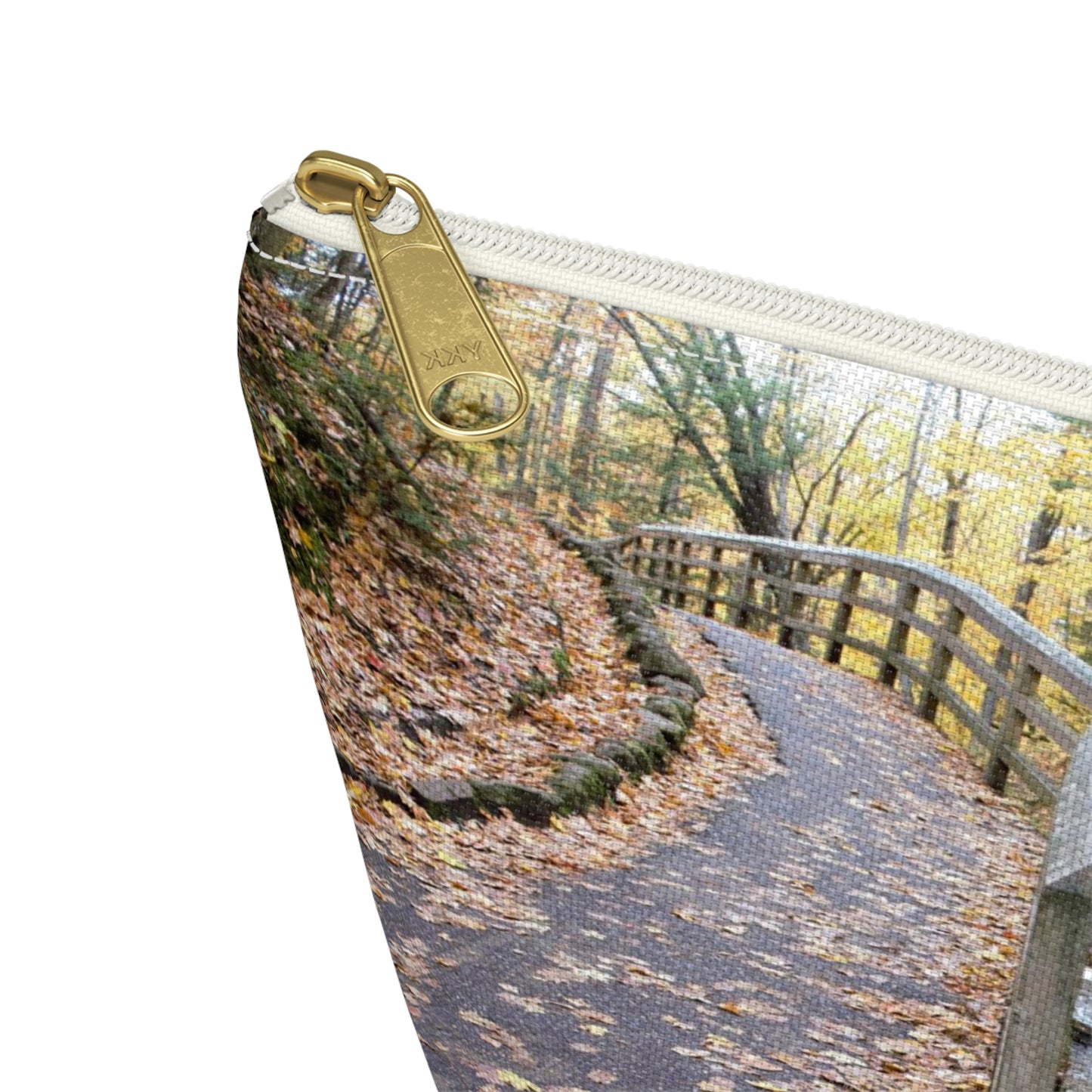 Accessory Pouch w T-bottom Walk to the fall