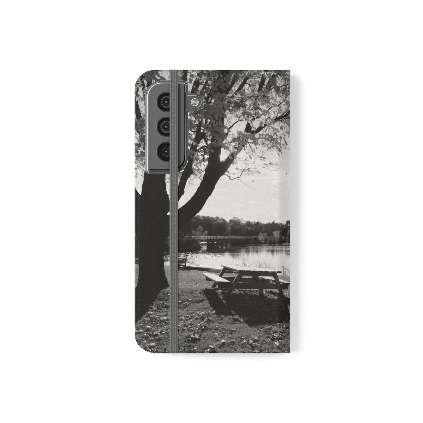 Flip Cases - Picnic By The River - iPhone 13, iPhone 13 Mini, iPhone 13 Pro Max, Samsung Galaxy S22