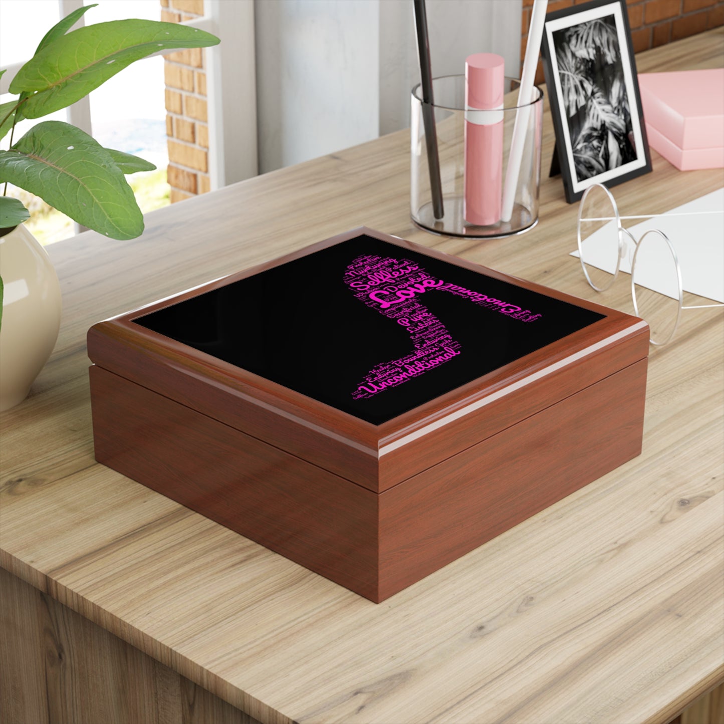 Empowerment High Heel Jewelry Box – Black Ceramic