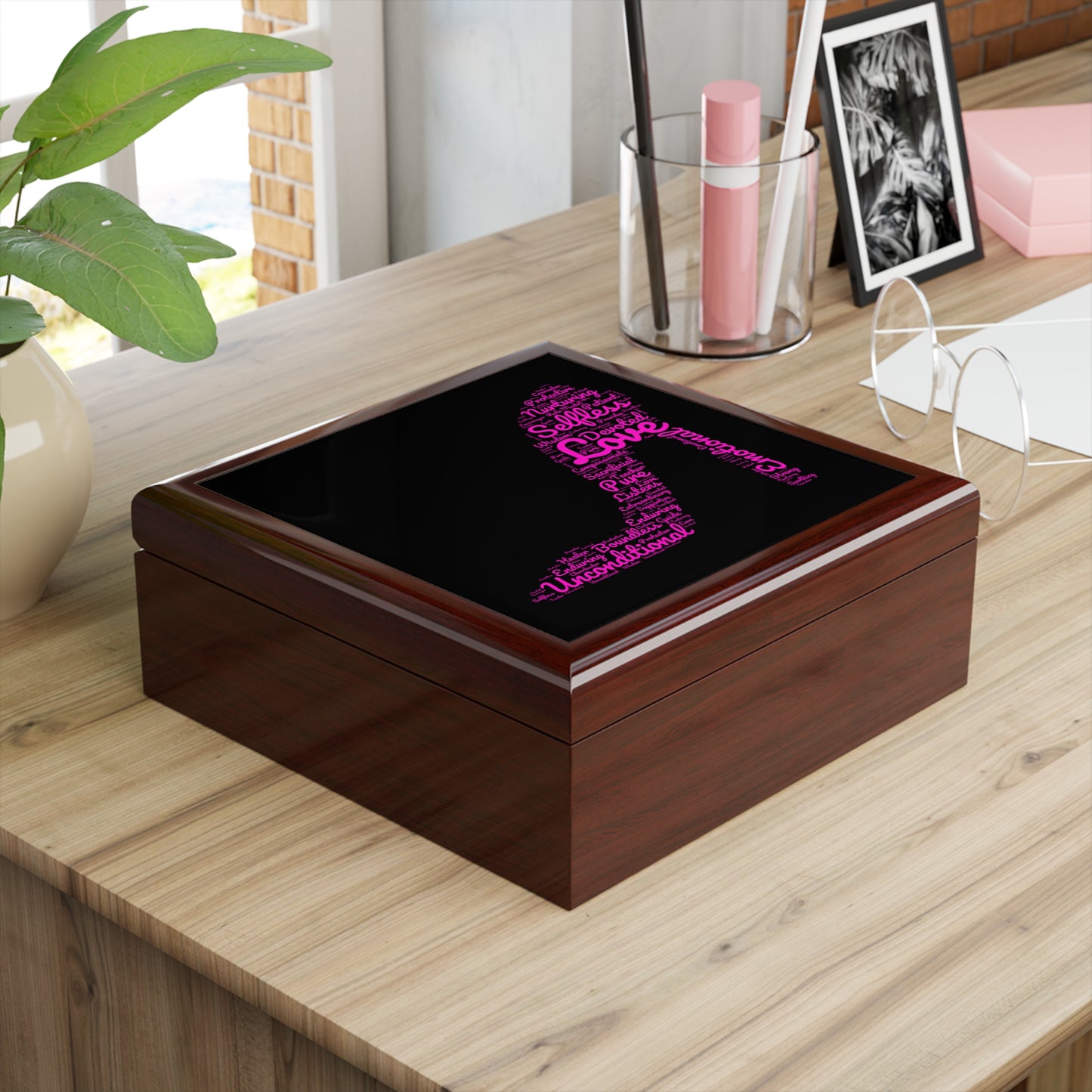 Empowerment High Heel Jewelry Box – Black Ceramic